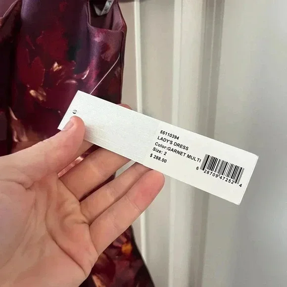 Kay Unger Floral Dress in Red and Orange - Picture 4 of 5